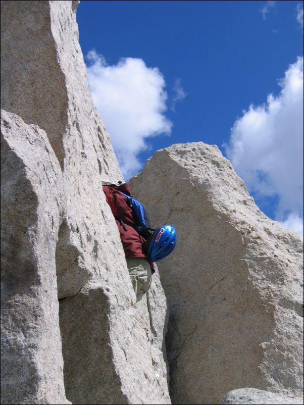 2005-09-09 Cathedral Peak (19) H coming down